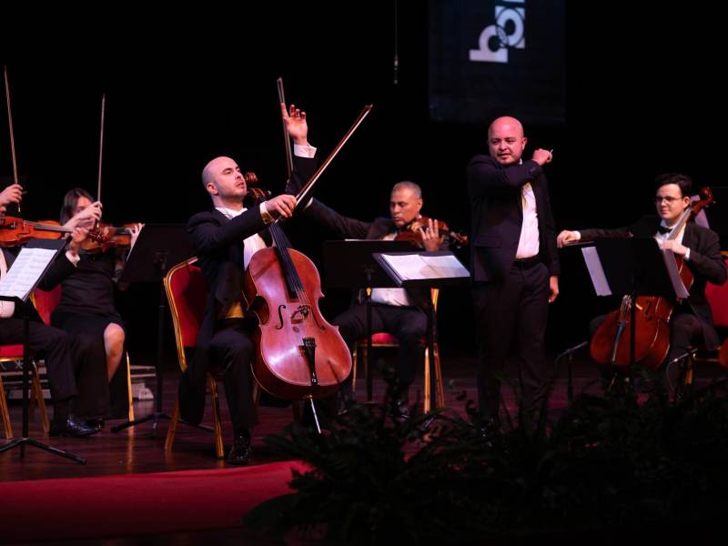El evento fue en homenaje al empresario hondureño Jorge Bueso Arias, quien en 1951 fundó el Banco de Occidente, empresa financiera que actualmente tiene 71 años.