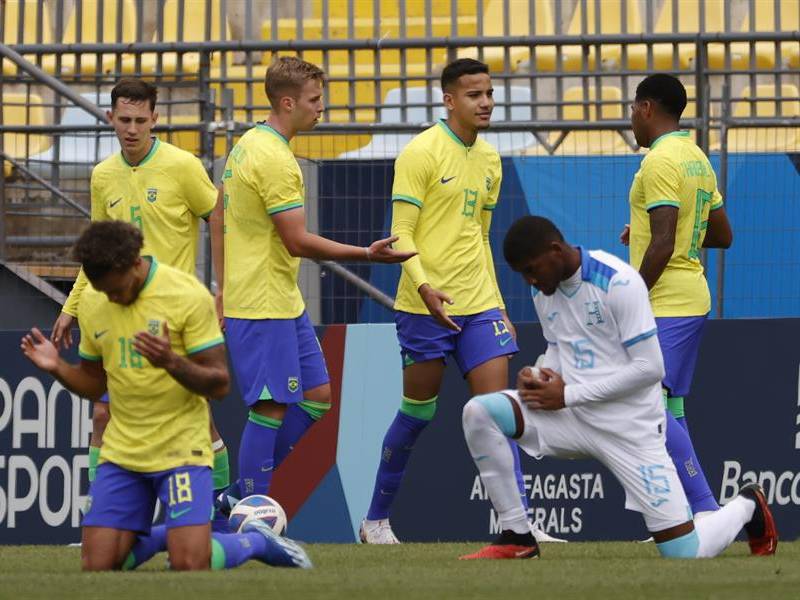 La selección Sub-23 de Honduras cayó este domingo 3-0 ante Brasil en su despedida de los Juegos Panamericanos de Chile.