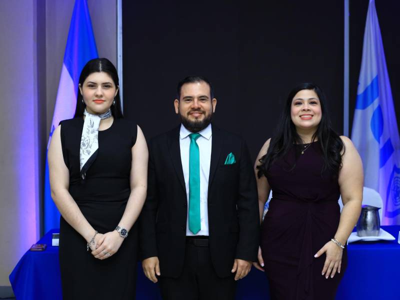 Lidia López, Lester Herrera y Marcela Chinchilla