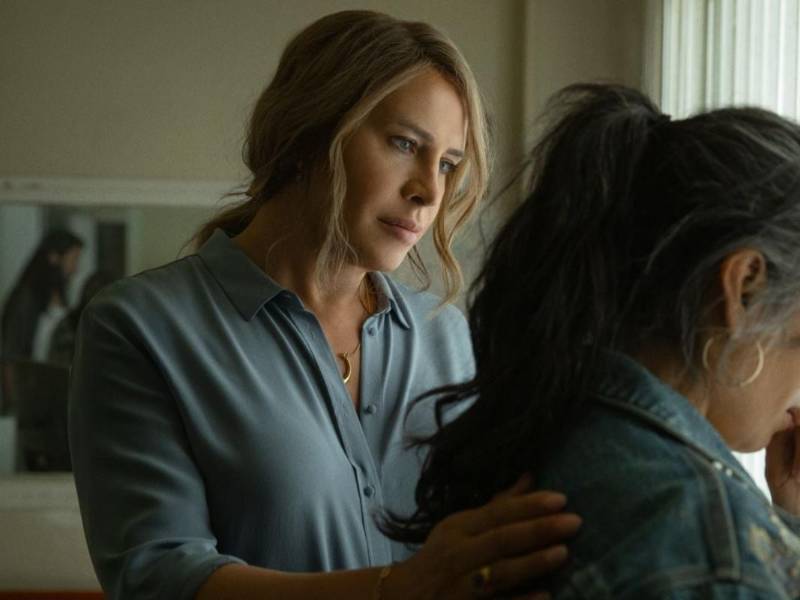 “Emilia Pérez” ha sido aclamada por la crítica extranjera pero no ha tenido la misma suerte en México, en donde se le ha acusado de reforzar estereotipos y tratar con insensibilidad la violencia que azota al país.