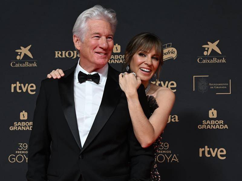 El actor estadounidense Richard Gere y su esposa Alexandra Gere.
