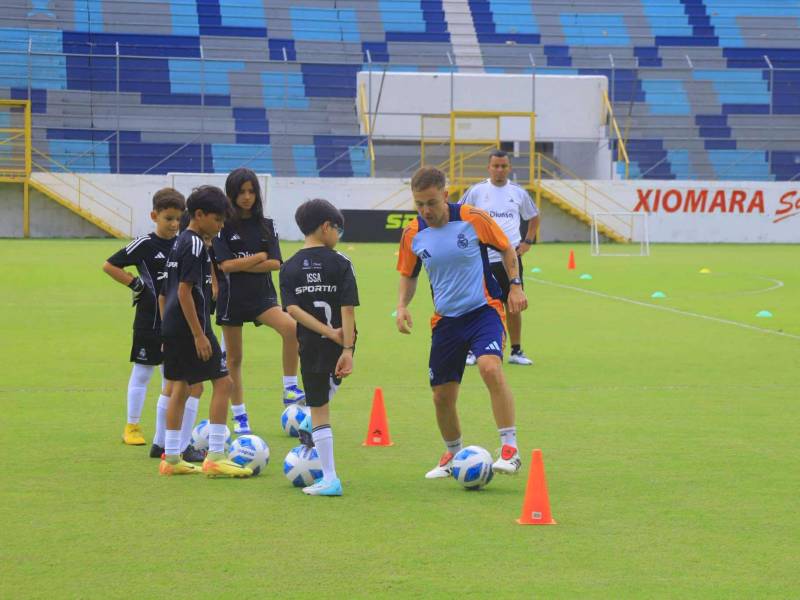 Diunsa estrena los Clinics de Fundación Real Madrid en San Pedro Sula
