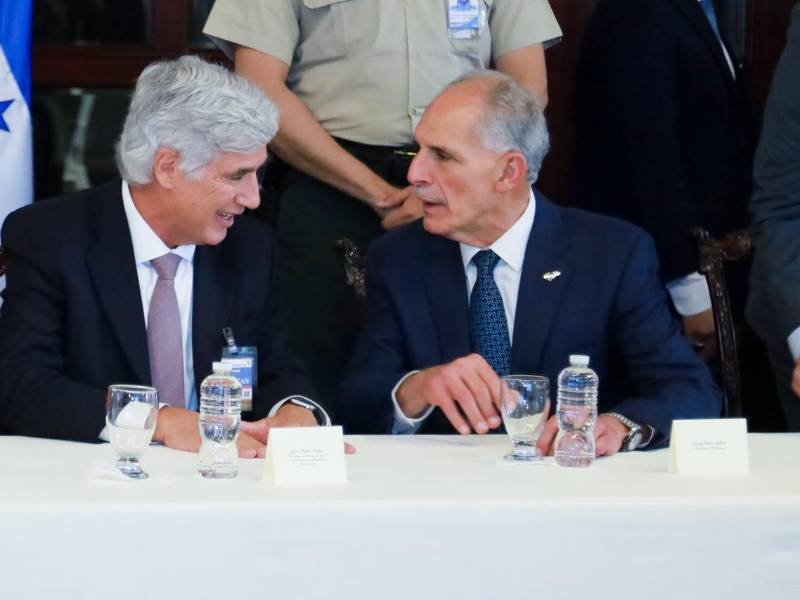 Casa Presidencial fue sede de reunión entre Asfura y autoridades del Grupo Banco Mundial.