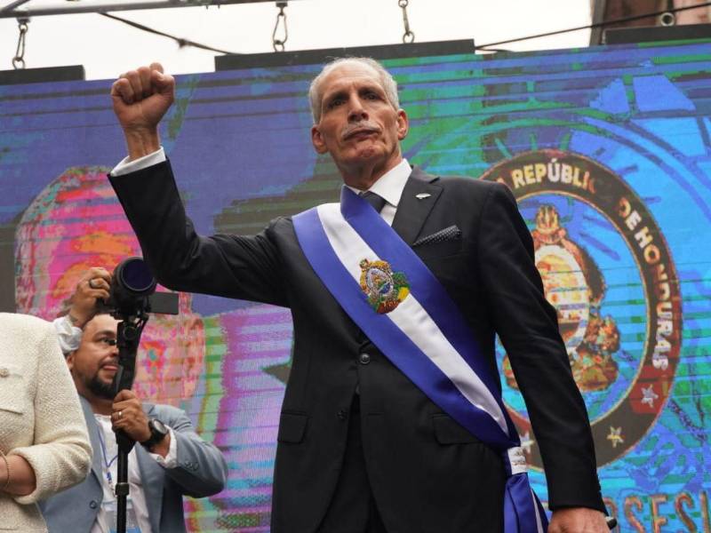 Nasry Asfura asumió este martes 27 de enero de 2027 como presidente de la República de Honduras.