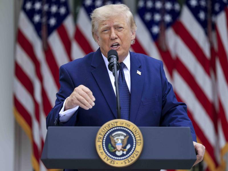 Fotografía de archivo del presidente Donald Trump. EFE/EPA/SHAWN THEW