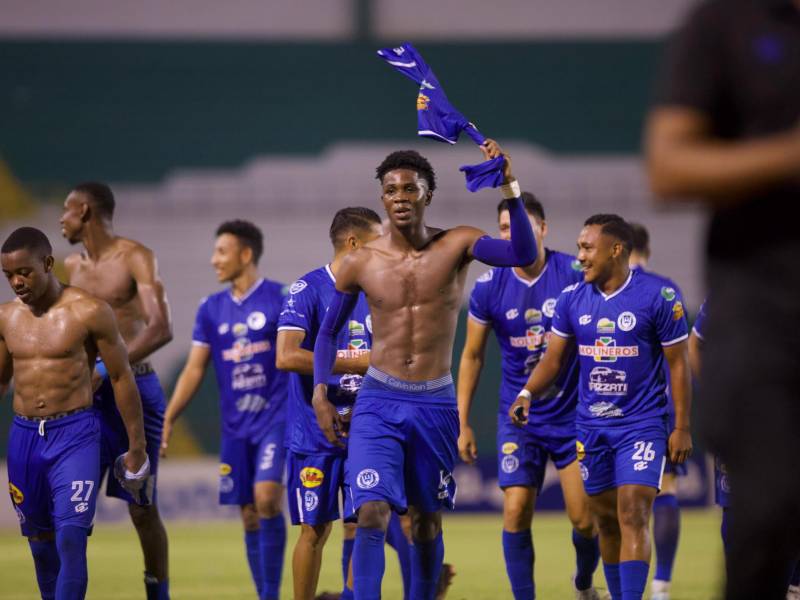 Los festejos de Victoria tras lograr el pase a las semifinales del Clausura 2025.