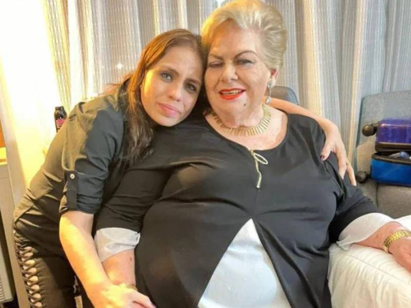 Martha Elena Martínez Viveros era hija adoptiva de Paquita la del Barrio.