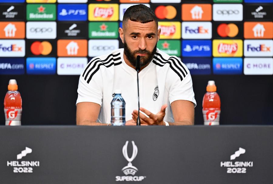 Benzema: “Después de la salida de Cristiano tenía que cambiar mi juego y ambición”