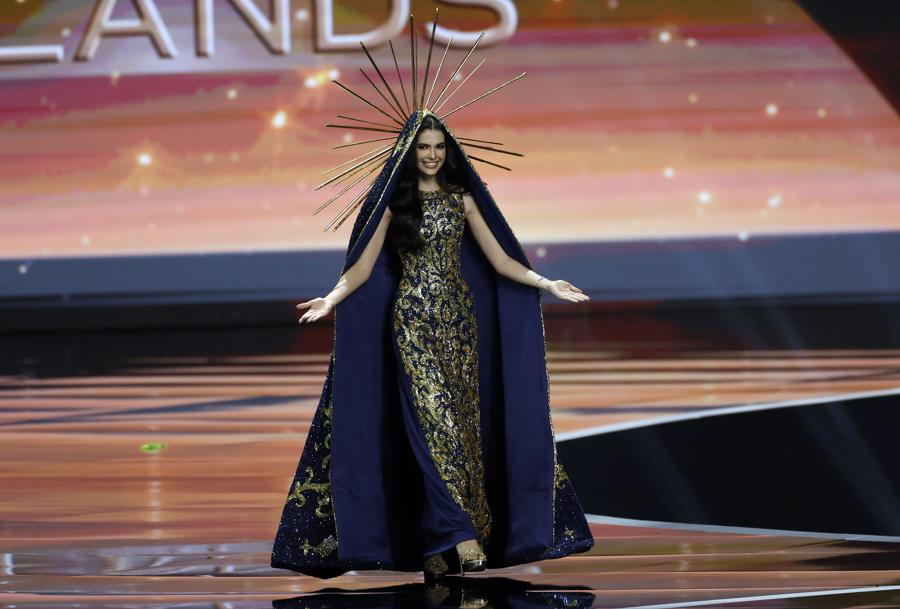 Los trajes nacionales raros y virales del Miss Universo 2025