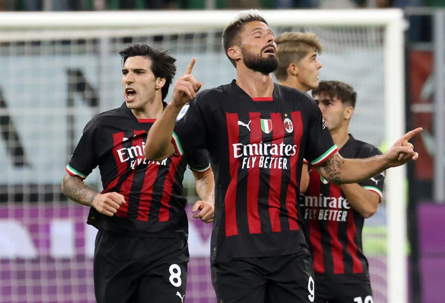 Milan se posiciona en el quinto lugar con 14 puntos, por debajo de la Lazio con la misma cantidad.