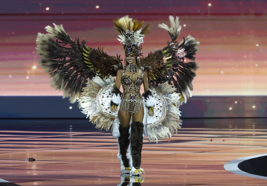 Los trajes nacionales raros y virales del Miss Universo 2025