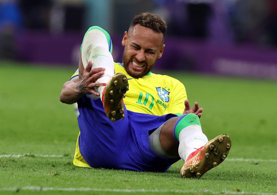 Alerta en Brasil: Neymar tiene un esguince