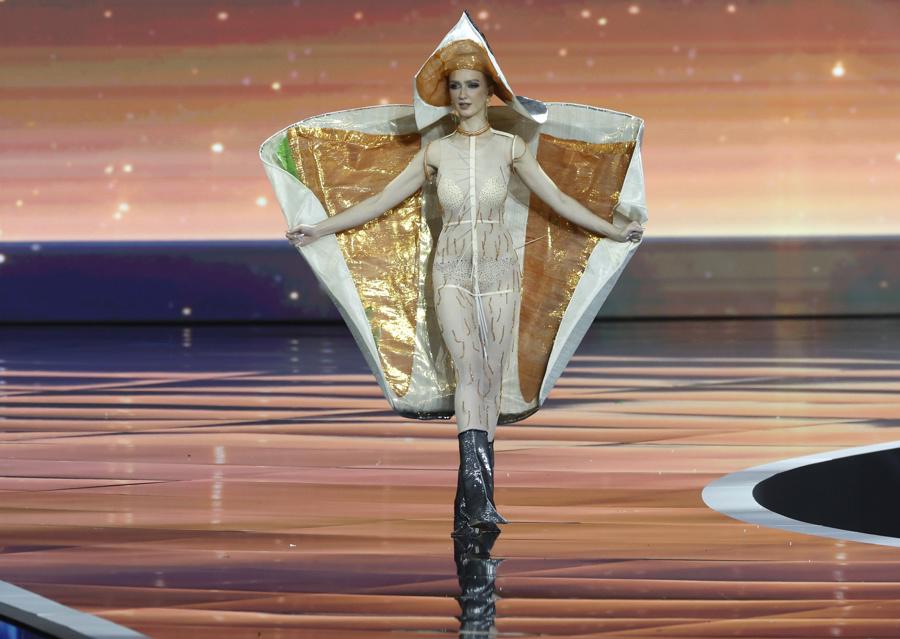 Los trajes nacionales raros y virales del Miss Universo 2025