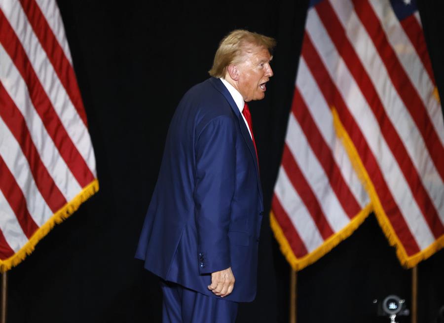 Trump dice que su determinación es incluso más fuerte después de otro intento de asesinato