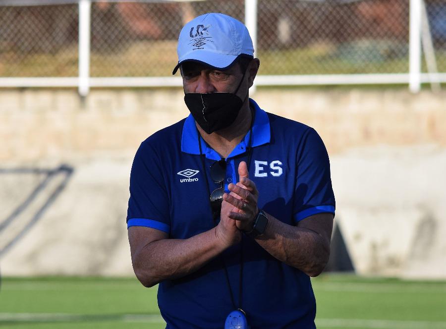 Hugo Pérez se muestra ilusionado con una clasificación de El Salvador al Mundial del 2026.