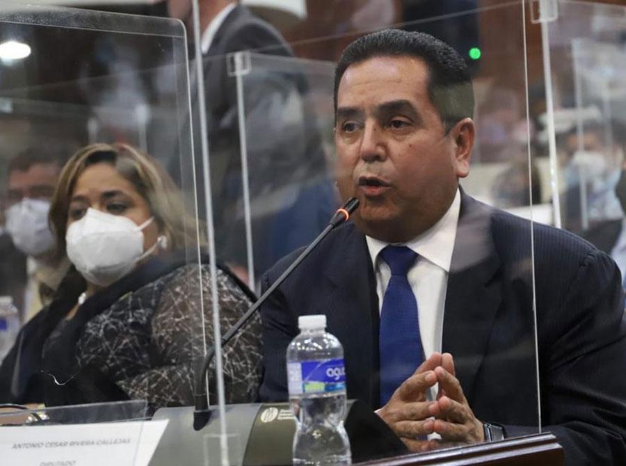 “Toño” Rivera, diputado del Partido Nacional, durante una sesión legislativa en el Parlamento de Honduras.