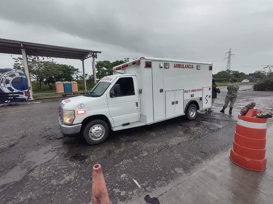 México intercepta a migrantes hondureños hacinados en una ambulancia pirata
