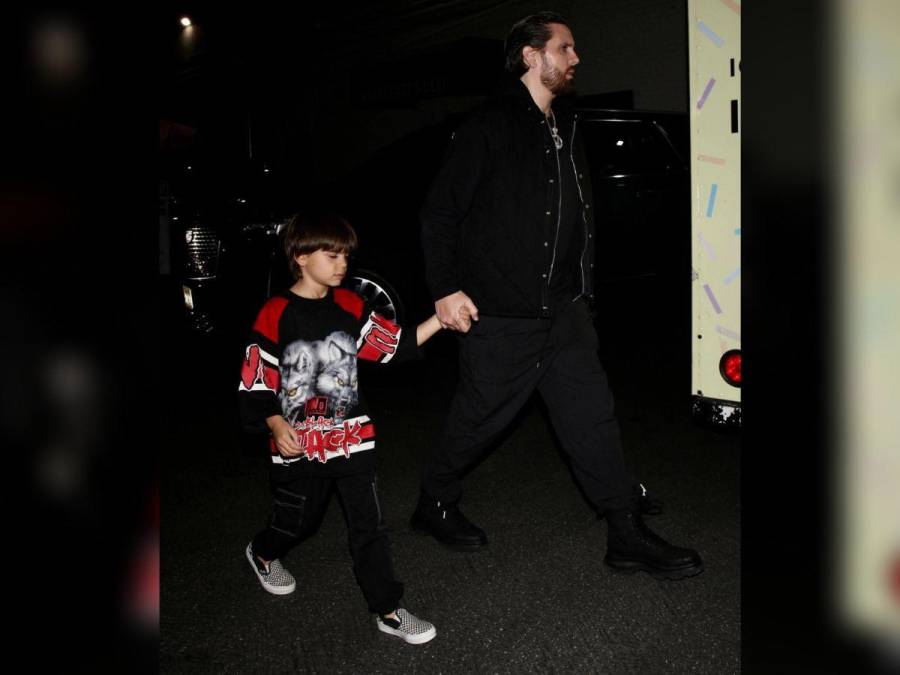 Reing Disick, quien llegó del brazo de su padre; El cumpleaños de Mason fue el pasado miércoles 14, día en el que también se celebró el aniversario de <b>Reign</b>, el hijo más pequeño de la expareja. 