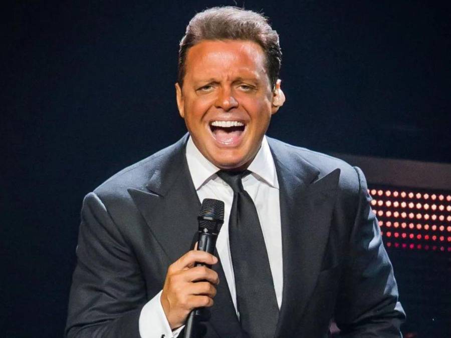 Aunque oficialmente no se ha proclamado comunicado alguno respecto a la supuesta muerte de Luis Miguel y sus razones; el programa ‘Así somos’ de La Red retomó la teoría de que Luis Miguel había sido suplantado en algunos conciertos debido a la confesión de un doble del cantante.