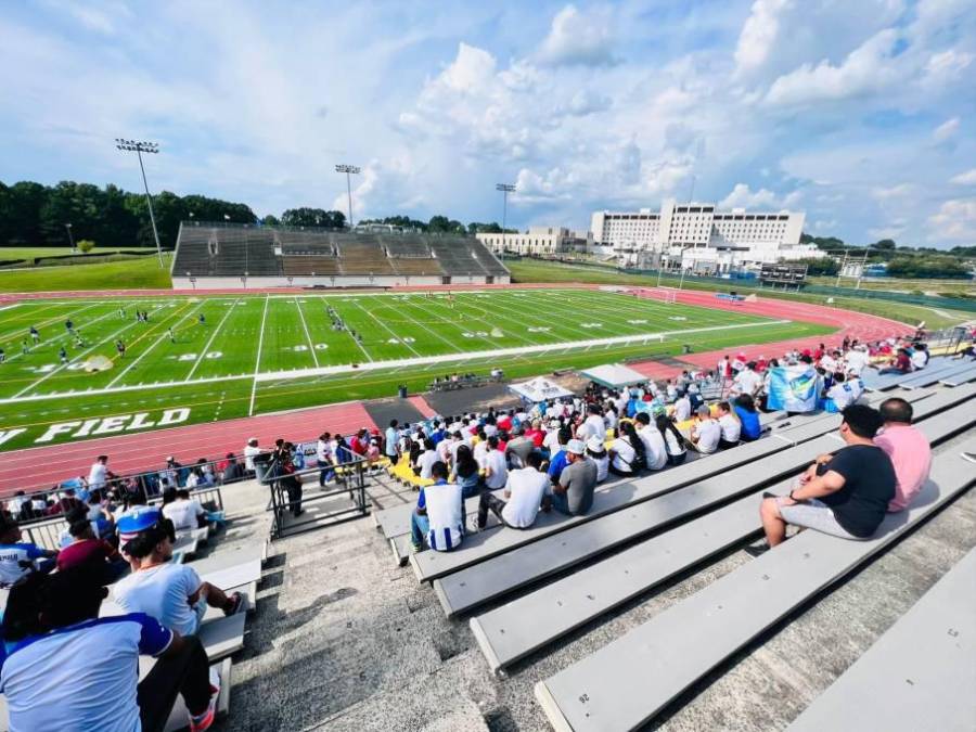 Belleza hondureña y un bonito gesto solidario: El gran ambiente del Olimpia - Comunicaciones en Estados Unidos