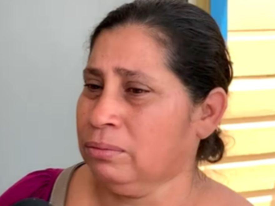 “Incluso me dijo: ‘Yo supuestamente venía a pedirle matrimonio y ella me sale diciendo que no se quiere casar conmigo, entonces agarré mi maleta y me fui’”, recordó la madre, quien no termina de creer la versión del hombre.