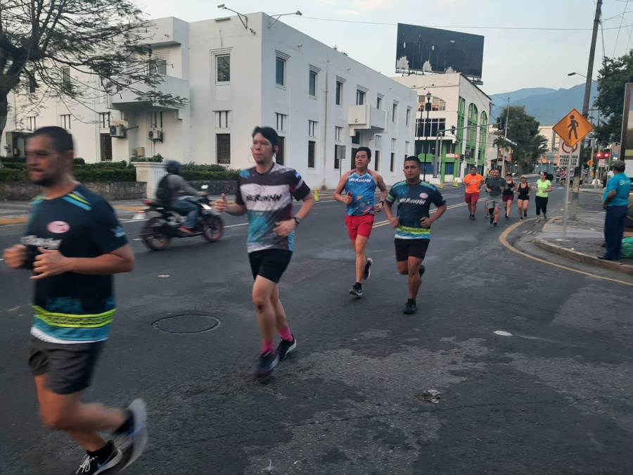 Primer bootcamp de Diario LA PRENSA, previo a la 46 Maratón de Diario LA PRENSA. 