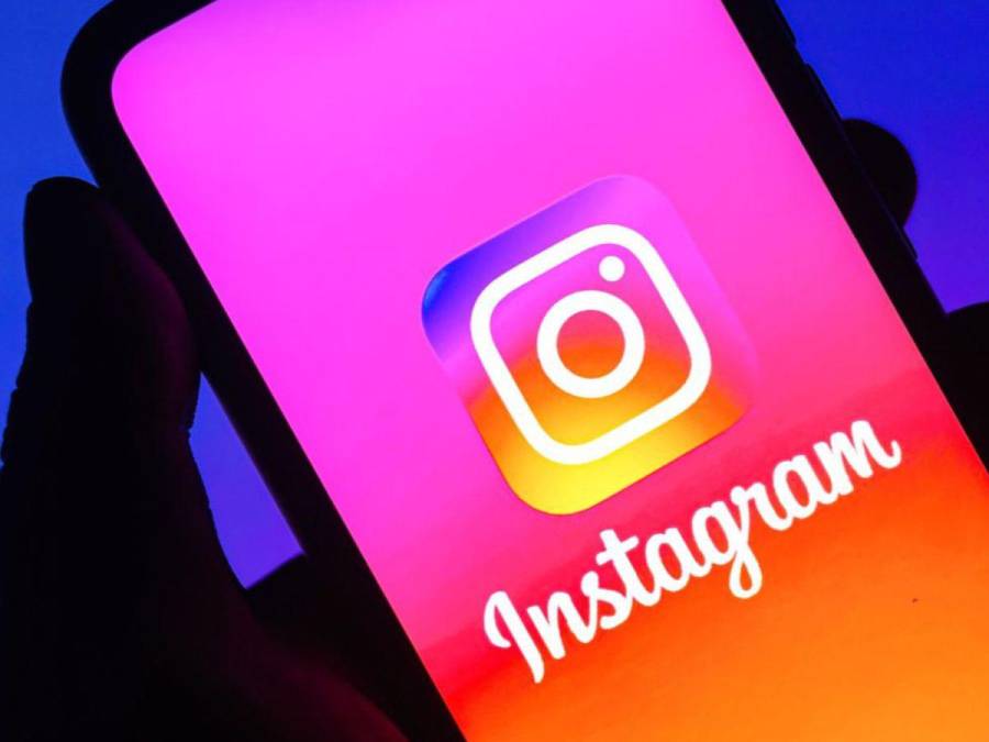 1. Instagram (@instagram) Así es, la misma cuenta oficial de la plataforma es la cuenta más seguida pues tiene <b>611 millones</b> de seguidores.