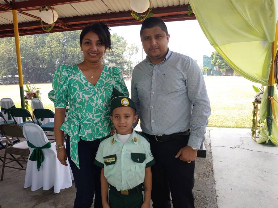 Leonor Sarmiento, Fabricio Carbajal y Nelson Carbajal