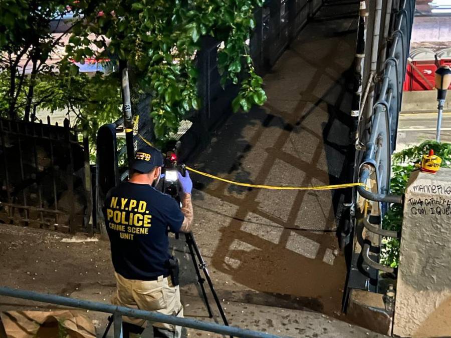 El basurero está en las cercanías del Yankee Stadium. Hasta ese momento el cuerpo era desconocido para los medios locales.