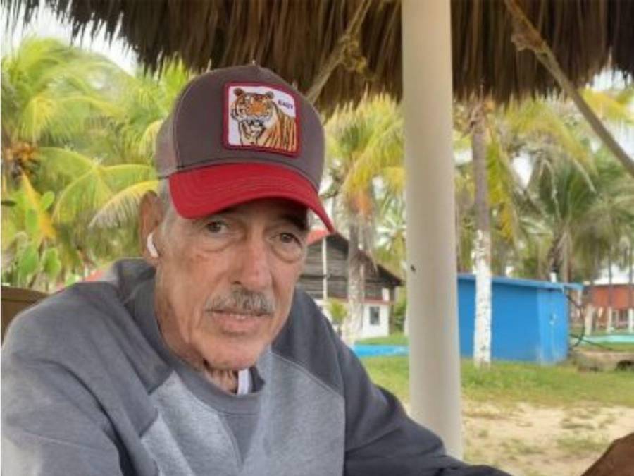 La última vez que el actor Andrés García de 81 años estuvo internado de emergencia fue a finales del mes de septiembre, cuando la salud de Don García se vio mermada por una terrible recaída de acuerdo a lo que mencionó su esposa Margarita Portillo, por la cirrosis que padece.