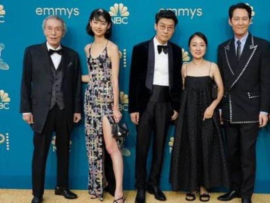 Por otro lado, O Yeong-su también fue nominado a un Emmy como mejor actor de reparto.