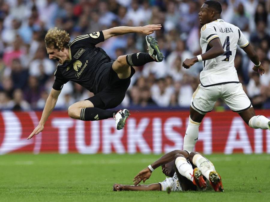 La polémica no podía faltar y el francés Tchouaméni del Real Madrid protagonizó una brutal falta que causó revuelo en las redes sociales. 