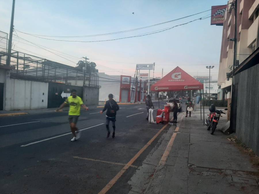 Se prevé que cerca de 6,000 personas estarán compitiendo en las tres rutas definidas: 5 km, 10.5 km y 21 km.