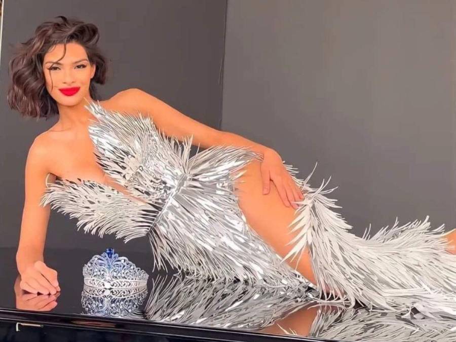 La Miss Universo 2023, Sheynnis Palacios, deslumbró recientemente con sus espectaculares fotos oficiales como Miss Universo.