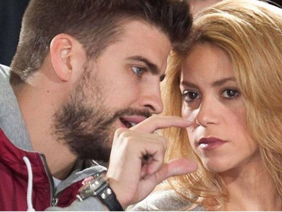 Shakira podría volver a encontrarse con su expareja Gerard Piqué en los próximos días, esto debido a que el exfutbolista del Barcelona, es requerido por la Hacienda Española. Se especula que fue llamado a declarar ante las acusaciones por fraude fiscal que enfrenta la cantante colombiana. 