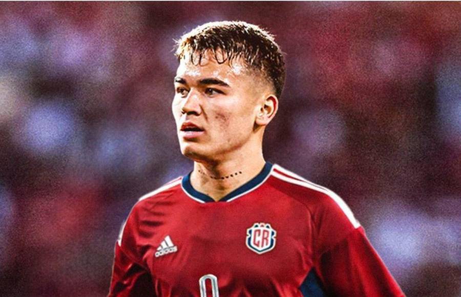 Para finalizar este 11 aparece Manfred Ugalde, el jugador más valioso de ambas nóminas y con cualidades de centro delantero.