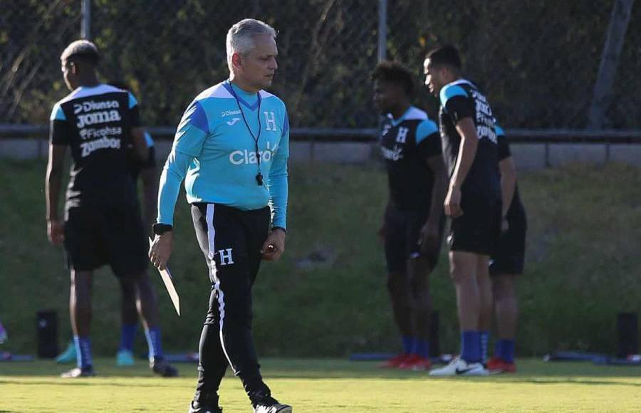 A pocos días del partido del repechaje que definirá uno de los últimos boletos a la Copa América, este sería el posible 11 titular que mandaría Reinaldo Rueeda ante Costa Rica.