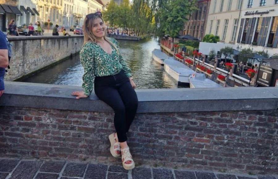 Ada Marisol Pérez se fue de su amada Honduras en 2017 en búsqueda de superación personal. Tras una serie de idas y vueltas en diferentes trabajos, la catracha de gran corazón luchador logró convertirse en la mano derecha de Luis Enrique, actual técnico del PSG.