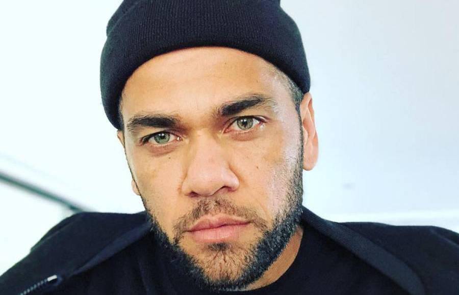 La abogada de Alves, Inés Guardiola, expuso, de su lado, que su cliente, en prisión provisional desde enero del año pasado, no debería continuar en la cárcel.