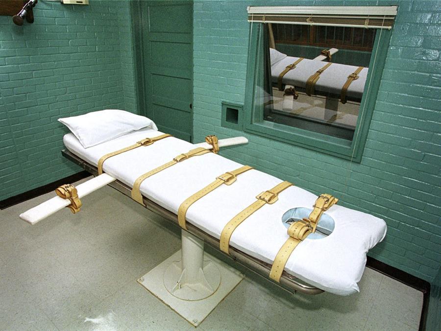 Sentencian con pena de muerte a exmarine que mató a dos policías en Florida, EEUU