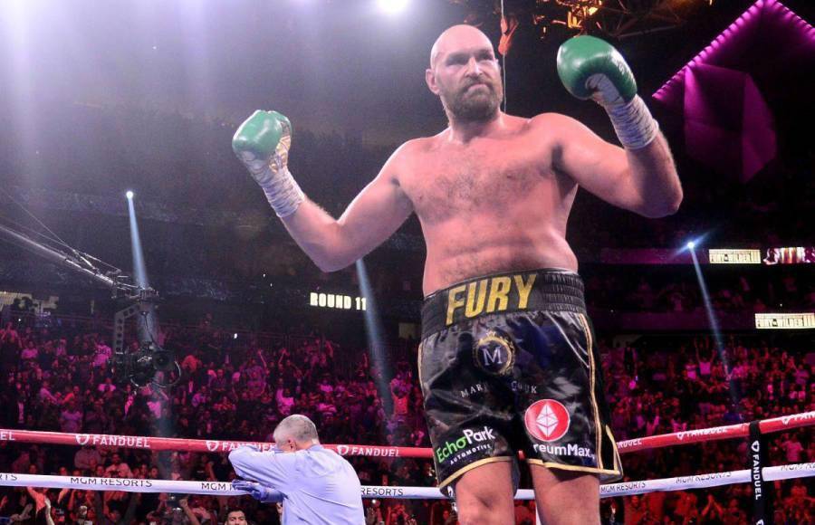 “Dios tenga en paz su alma. Al entrar en este mundo (el boxeo), sabes que es un deporte peligroso. Entras allí y te pagan dinero por peligrosidad; te están sacando el cerebro; no estáis ahí para haceros cosquillas hasta morir; estamos allí para infligir daño unos a otros golpeándose en la cabeza y el cuerpo... “, empezó diciendo Fury.