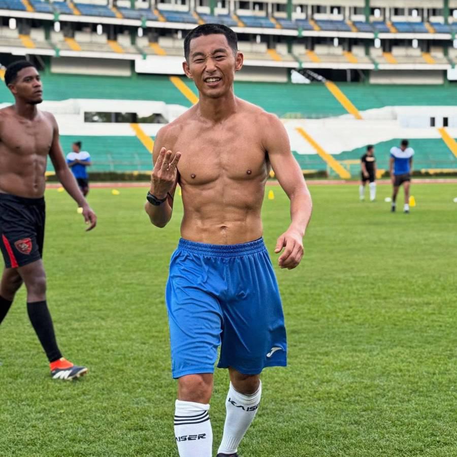 Shin Fujiyama saca preparación militar y el Primi Maradiaga su carácter mundialista