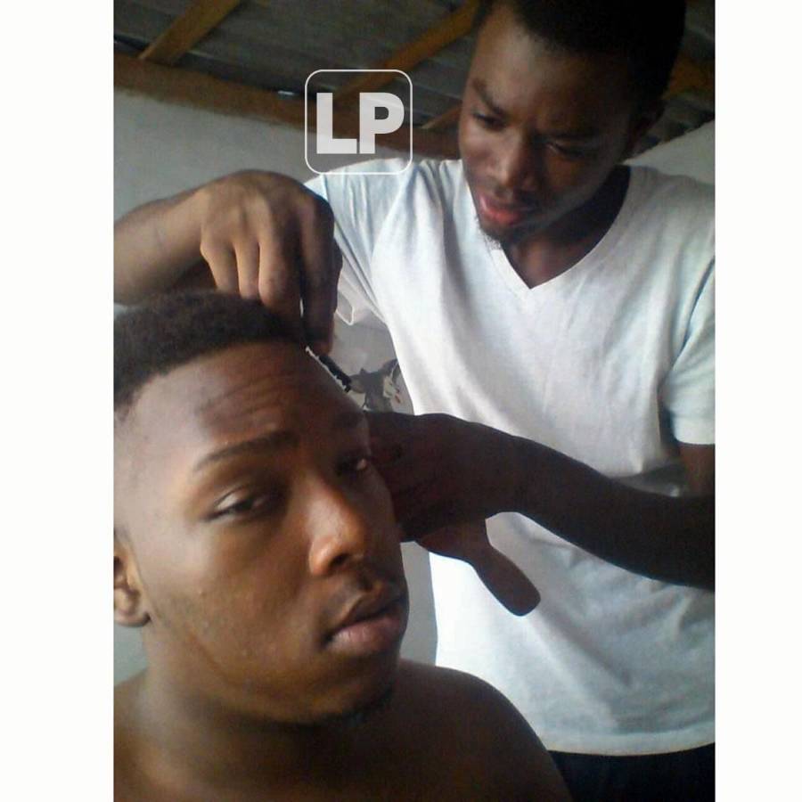 La otra pasión de Geovanny Martínez, la barbería.