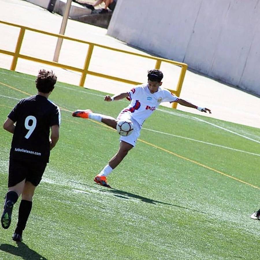 El joven futbolista hondureño destacó en las reservas del equipo merengue.