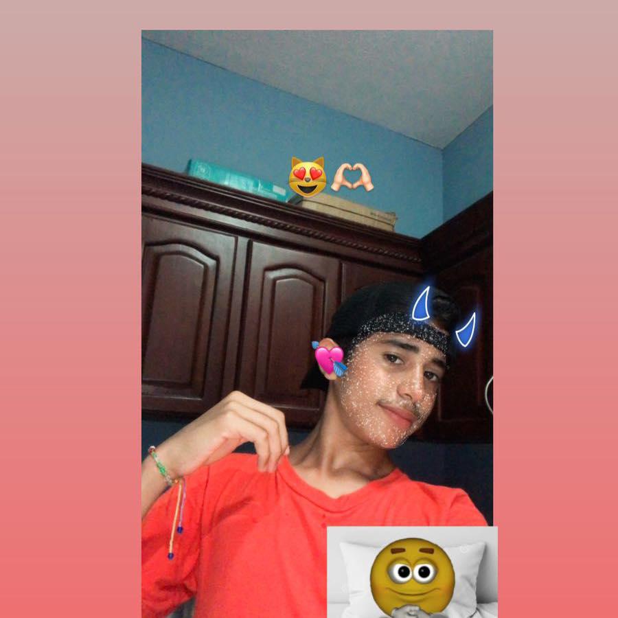 Emerson Pineda era el joven que murió haciendo piques en carretera a Tela