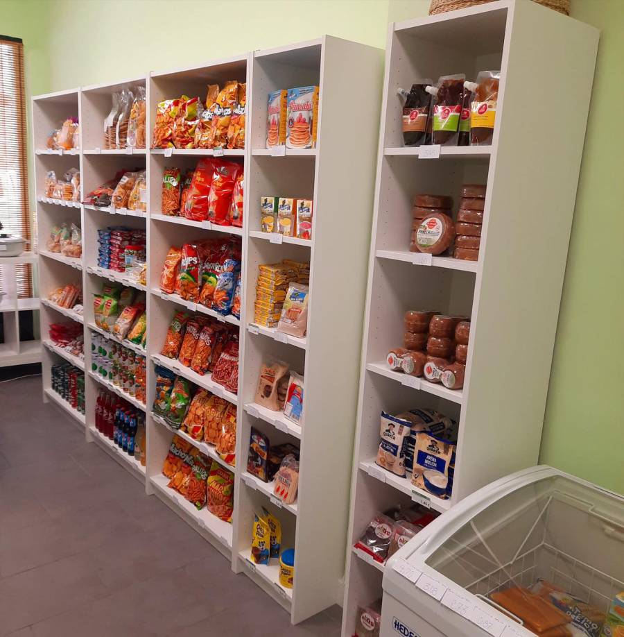 “Será un honor y privilegio atenderles”, escribió Joel Castillo a sus potenciales clientes. 