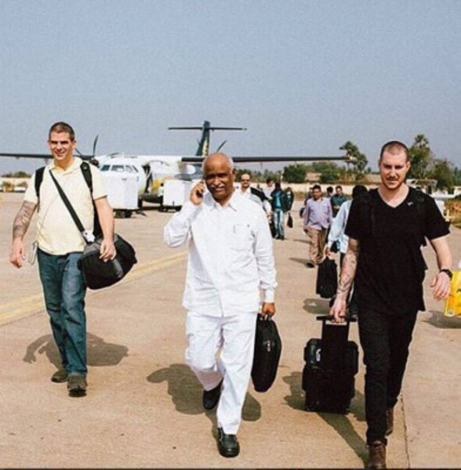 En sus redes sociales lo muestran como un hombre que ayudaba a los jóvenes a fortalecer su fe.