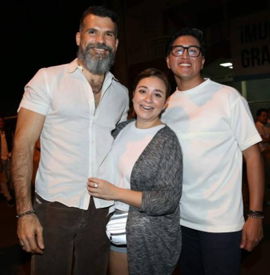 Roberth Delgado, Renata Espinal y José Vargas.