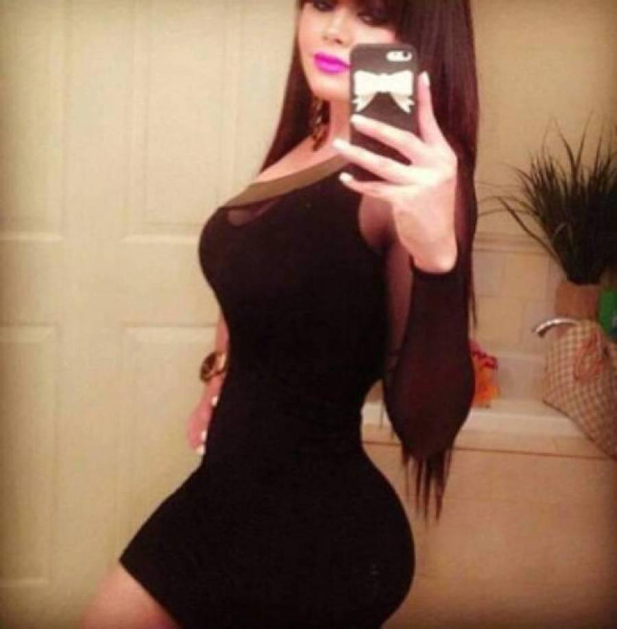 Rubí afirmó que tras dos años de relación decidió regresar a Estados Unidos para continuar con sus estudios.