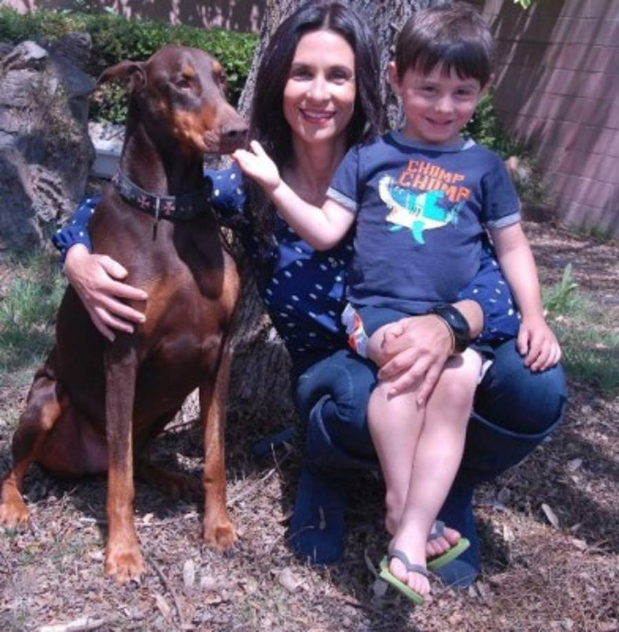 La pareja tuvo un hijo, que tenía 5 años cuando Nesci fue asesinada. El niño estaba en la casa en el momento del incidente. <br/>